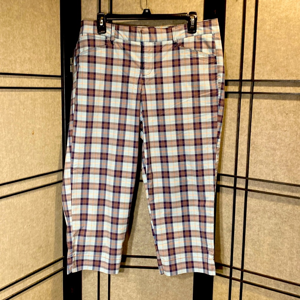 Dockers Golf plaid women’s pants size 8